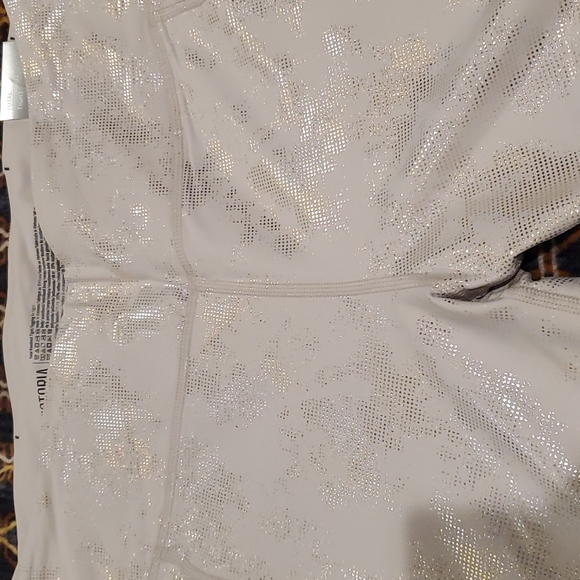 Victoria Sport Total Knockout Tight Leggins - Picture 2 of 10